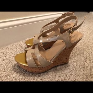 Guess wedge shoes - size 7.5